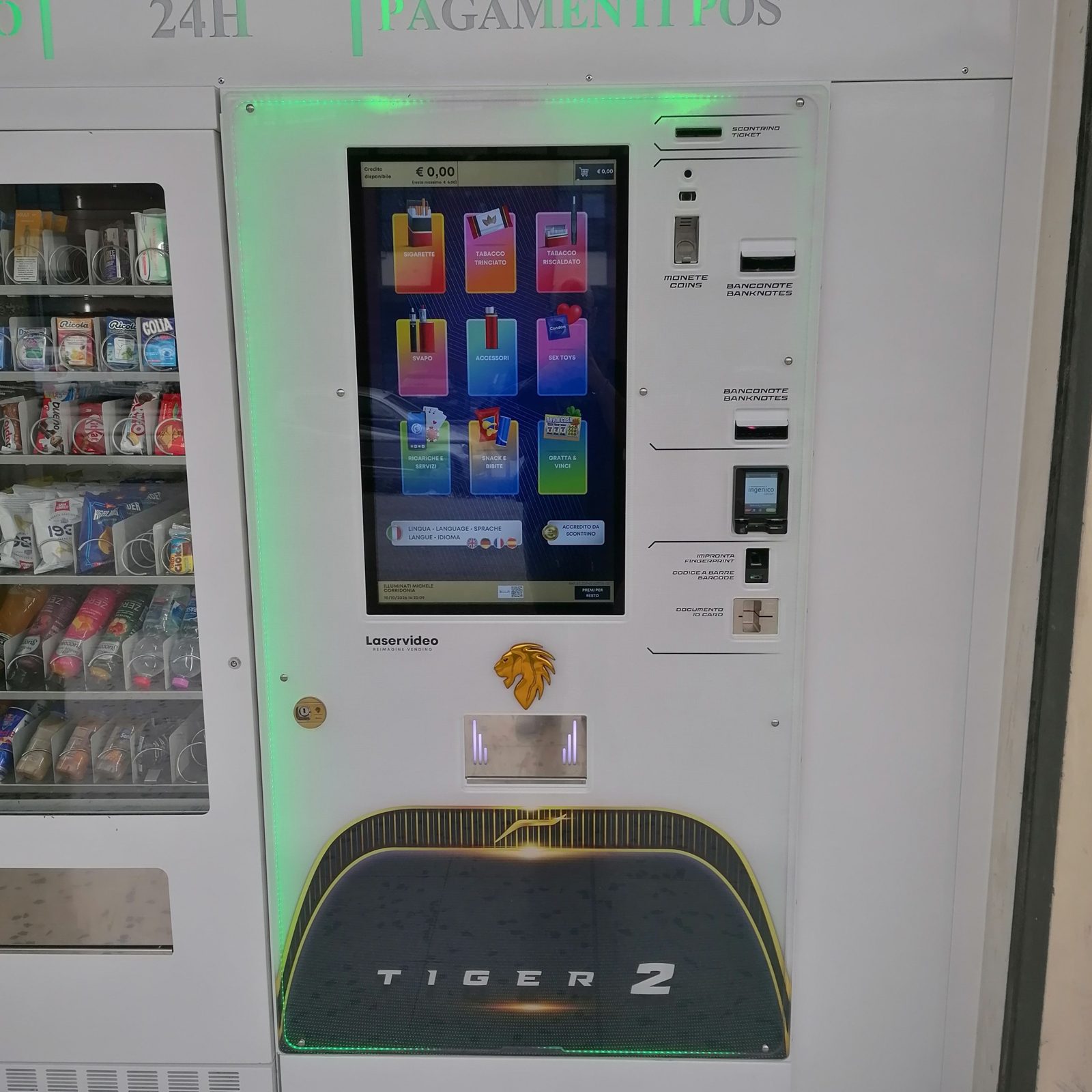 Pannello touch del distributore Tiger 2 con POS